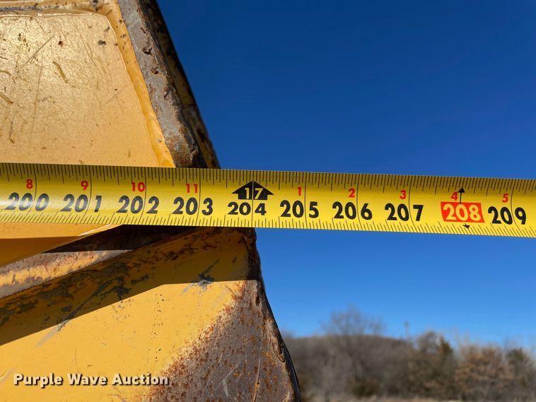 image for item MI9760 2015 Volvo A25G  haul truck