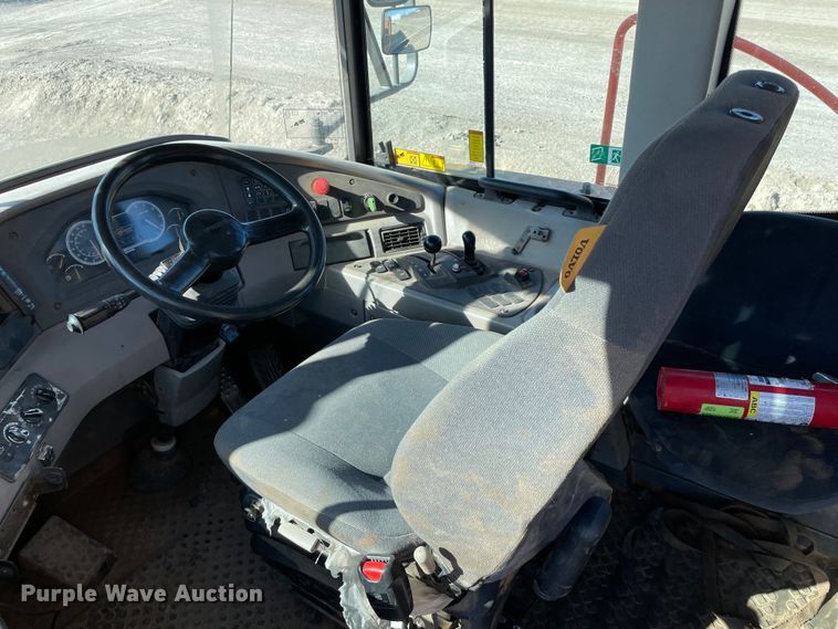 image for item MI9760 2015 Volvo A25G  haul truck