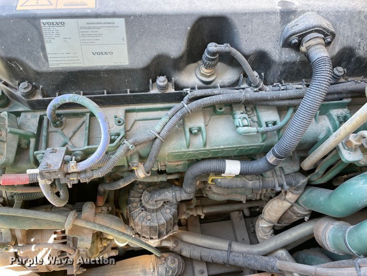 image for item MI9760 2015 Volvo A25G  haul truck