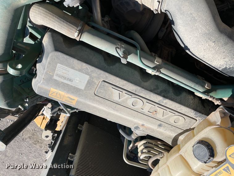 image for item MI9760 2015 Volvo A25G  haul truck