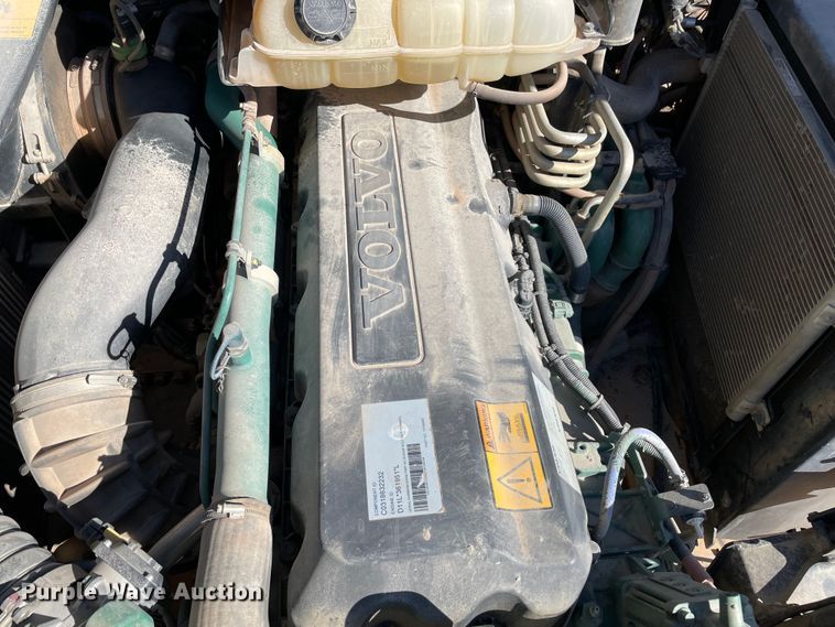 image for item MI9760 2015 Volvo A25G  haul truck