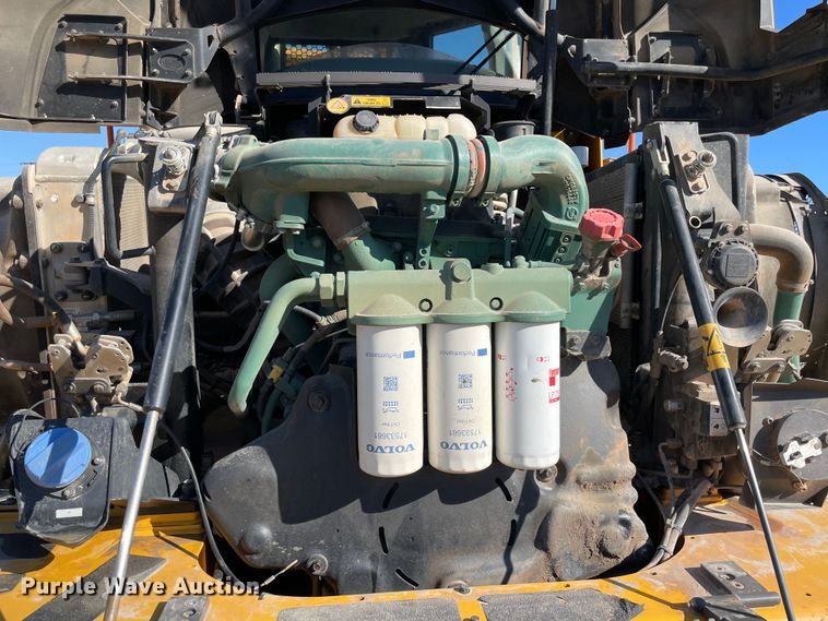 image for item MI9760 2015 Volvo A25G  haul truck