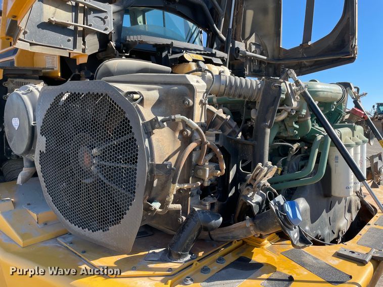 image for item MI9760 2015 Volvo A25G  haul truck