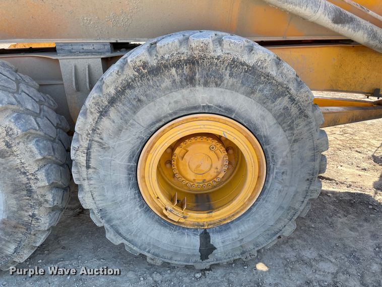 image for item MI9760 2015 Volvo A25G  haul truck