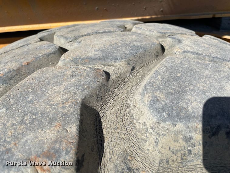 image for item MI9760 2015 Volvo A25G  haul truck