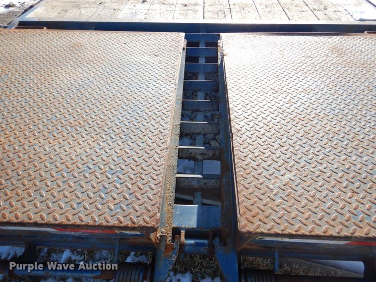 image for item MJ9974 2014 PJ Trailers  equipment trailer