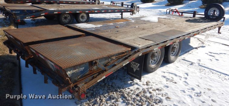 image for item MJ9975 2014 PJ Trailers  equipment trailer