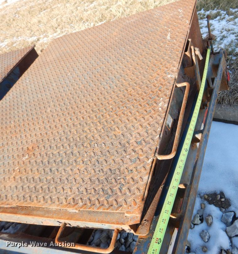 image for item MJ9975 2014 PJ Trailers  equipment trailer