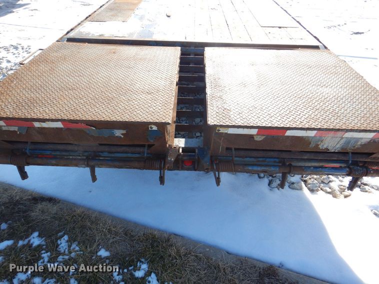 image for item MJ9975 2014 PJ Trailers  equipment trailer