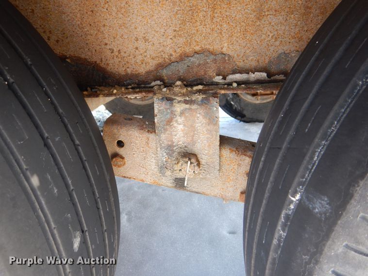 image for item MJ9975 2014 PJ Trailers  equipment trailer