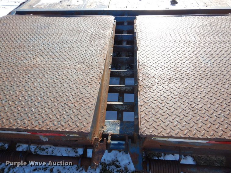 image for item MJ9976 2014 PJ Trailers  equipment trailer