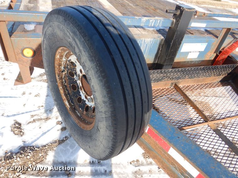 image for item MJ9976 2014 PJ Trailers  equipment trailer