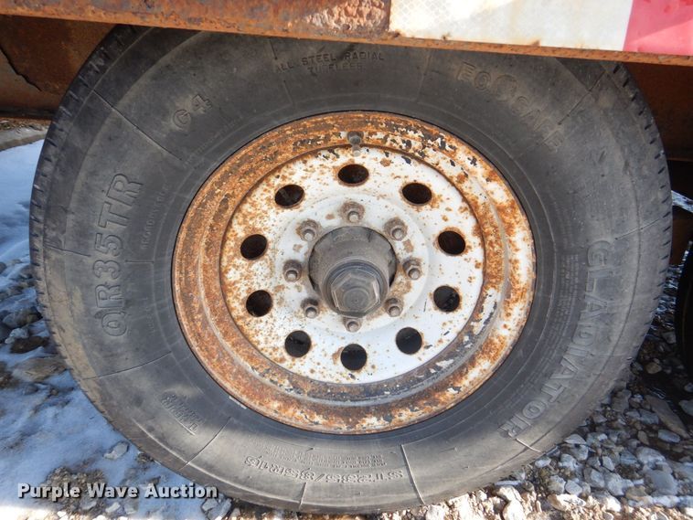 image for item MJ9976 2014 PJ Trailers  equipment trailer