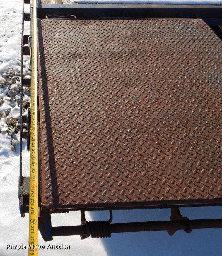 image for item MJ9977 2014 PJ Trailers  equipment trailer