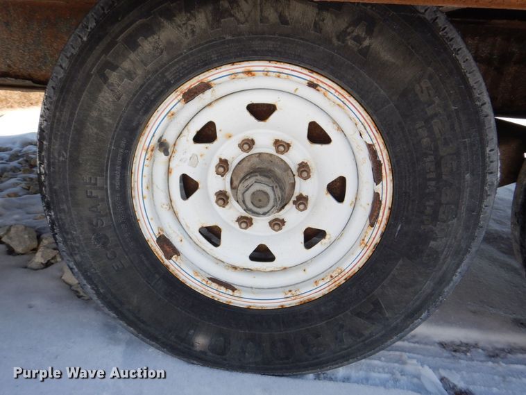 image for item MJ9977 2014 PJ Trailers  equipment trailer