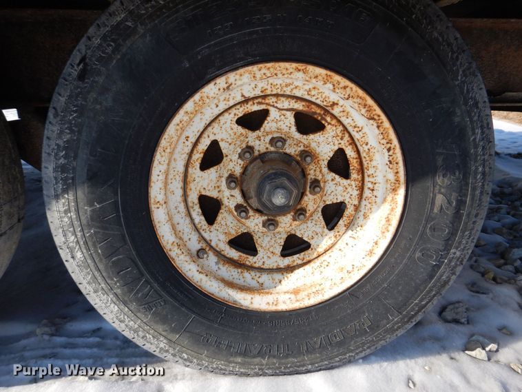 image for item MJ9977 2014 PJ Trailers  equipment trailer