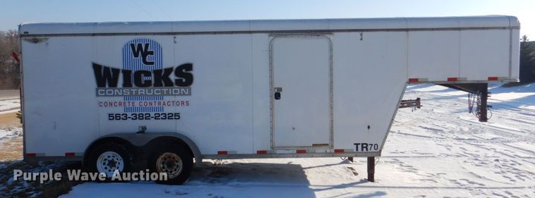 image for item MJ9978 2006 H&H  enclosed cargo trailer