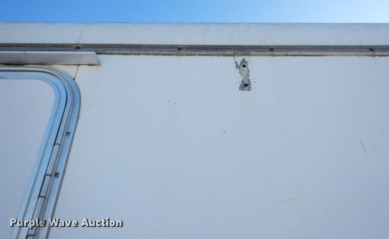 image for item MJ9978 2006 H&H  enclosed cargo trailer