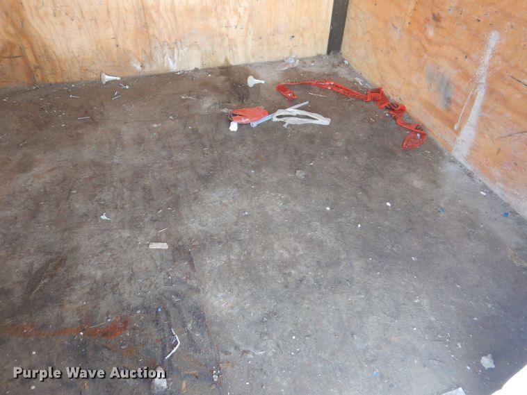 image for item MJ9978 2006 H&H  enclosed cargo trailer