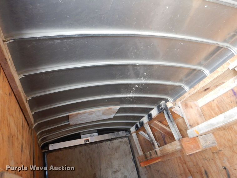 image for item MJ9978 2006 H&H  enclosed cargo trailer