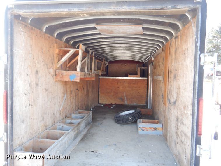 image for item MJ9978 2006 H&H  enclosed cargo trailer