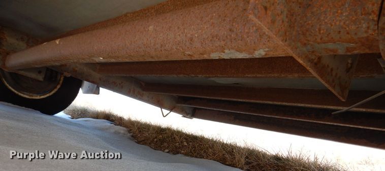 image for item MJ9978 2006 H&H  enclosed cargo trailer