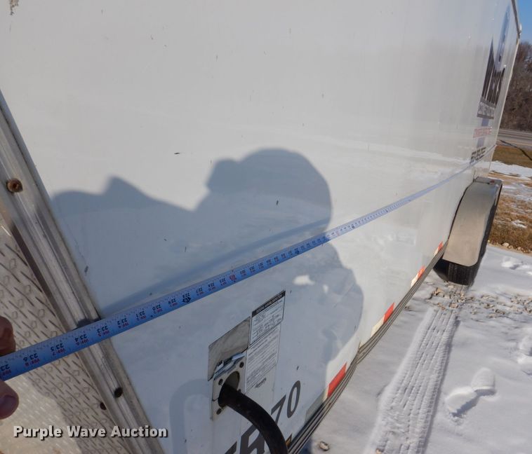 image for item MJ9978 2006 H&H  enclosed cargo trailer