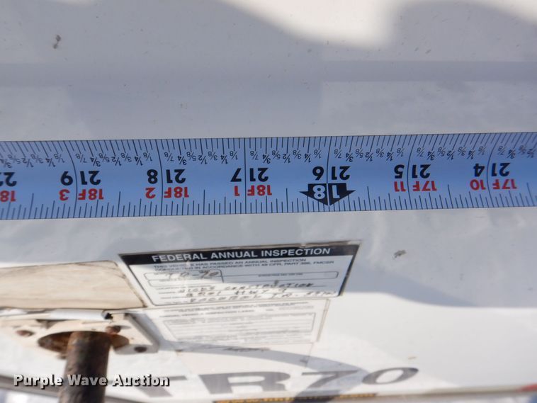 image for item MJ9978 2006 H&H  enclosed cargo trailer