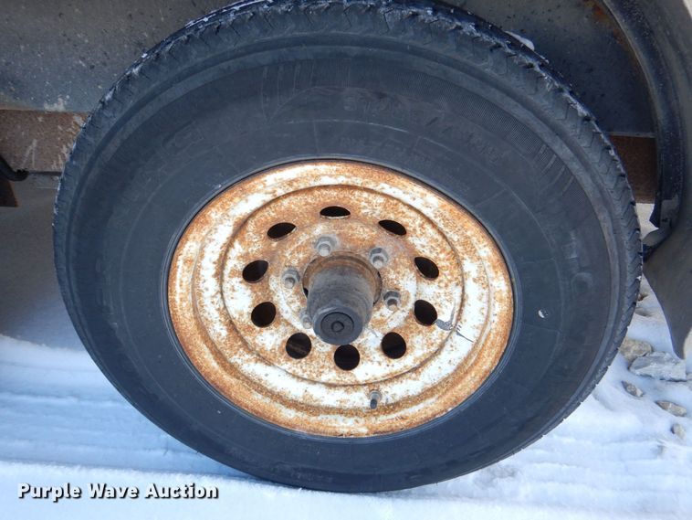 image for item MJ9978 2006 H&H  enclosed cargo trailer