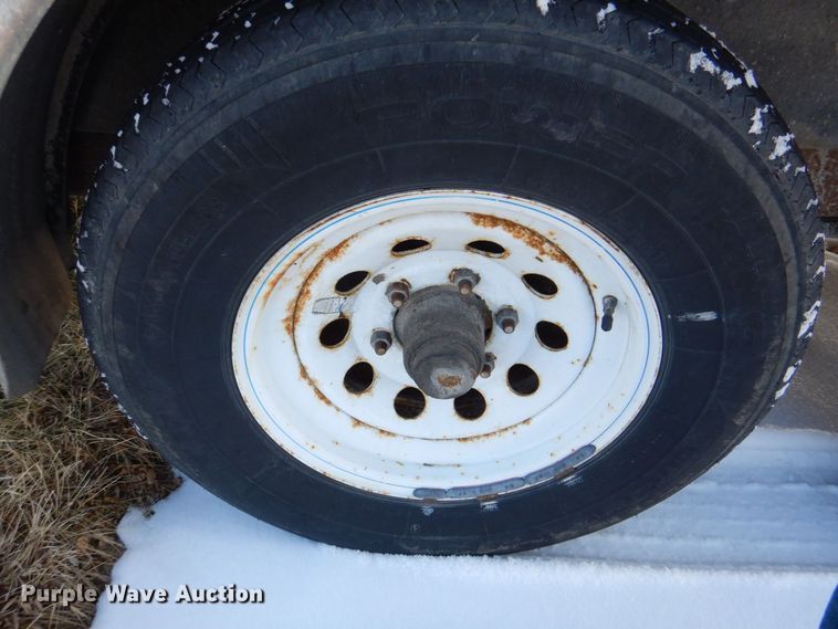 image for item MJ9978 2006 H&H  enclosed cargo trailer