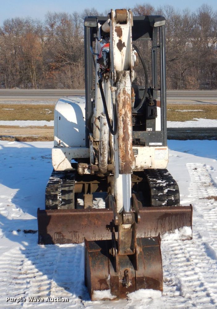 image for item MJ9979 1997 Bobcat 331  mini excavator