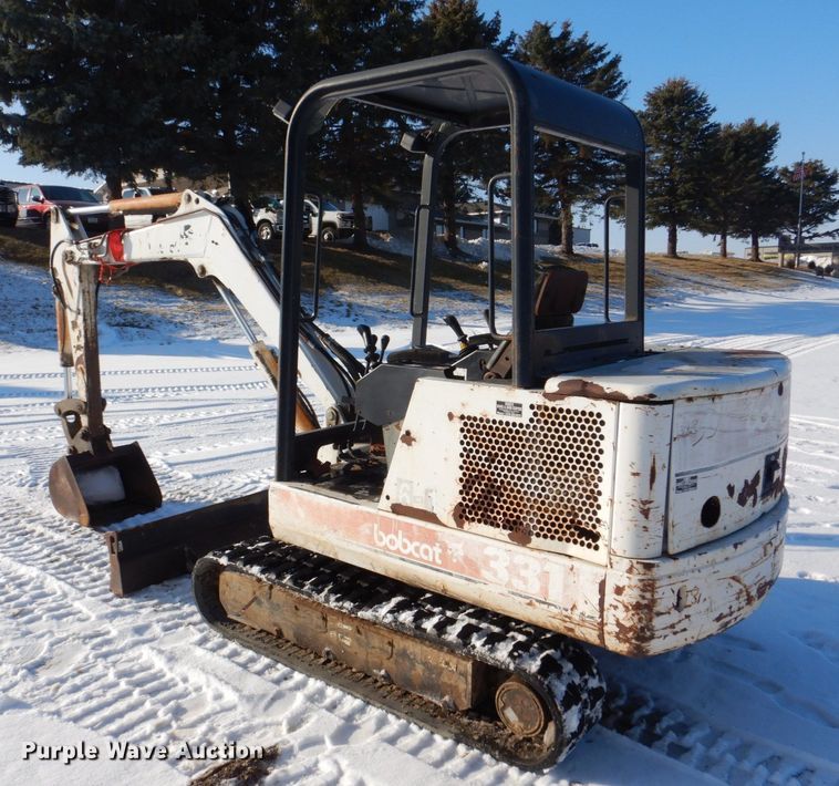 image for item MJ9979 1997 Bobcat 331  mini excavator