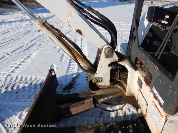 image for item MJ9979 1997 Bobcat 331  mini excavator