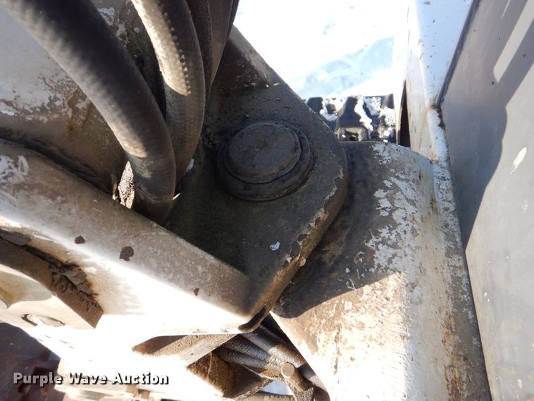 image for item MJ9979 1997 Bobcat 331  mini excavator