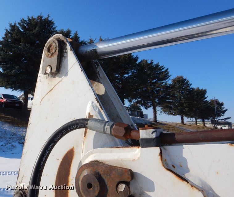 image for item MJ9979 1997 Bobcat 331  mini excavator