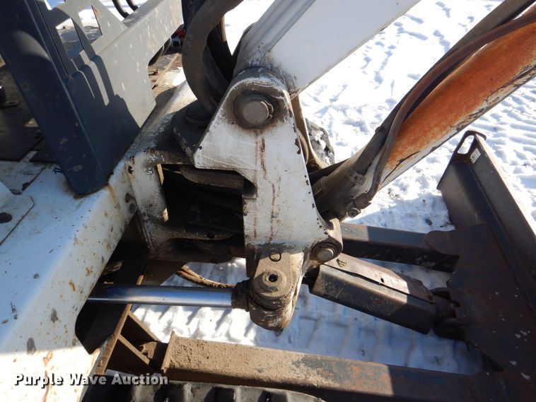 image for item MJ9979 1997 Bobcat 331  mini excavator