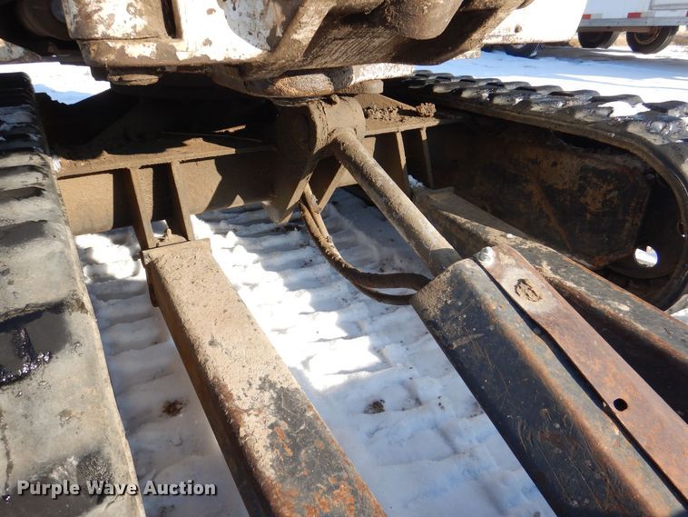 image for item MJ9979 1997 Bobcat 331  mini excavator