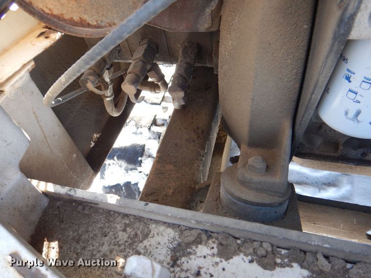 image for item MJ9979 1997 Bobcat 331  mini excavator