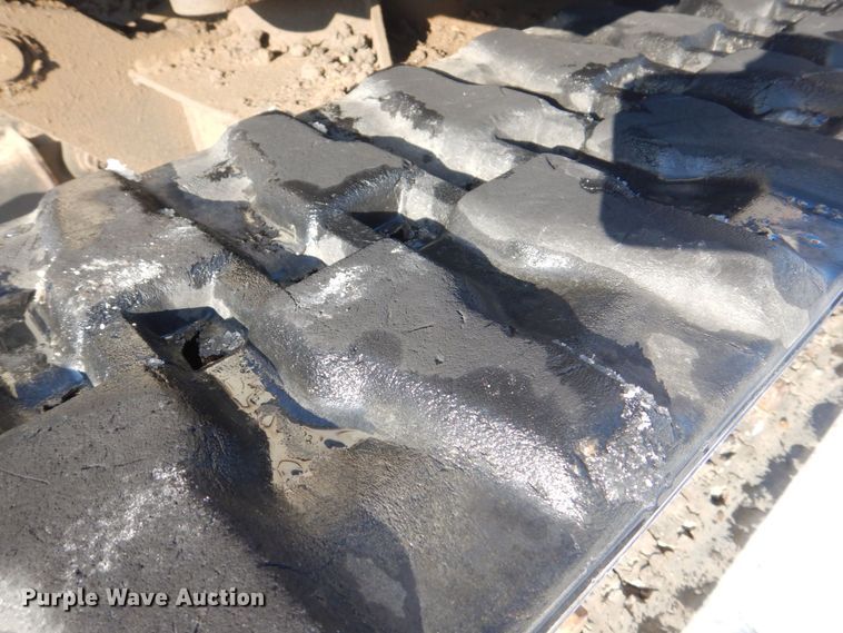 image for item MJ9979 1997 Bobcat 331  mini excavator