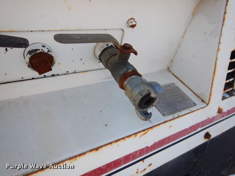 image for item MJ9980 1994 Airman PDS185S  air compressor