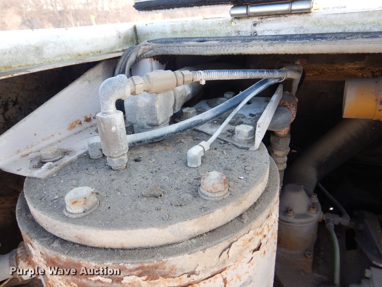 image for item MJ9980 1994 Airman PDS185S  air compressor