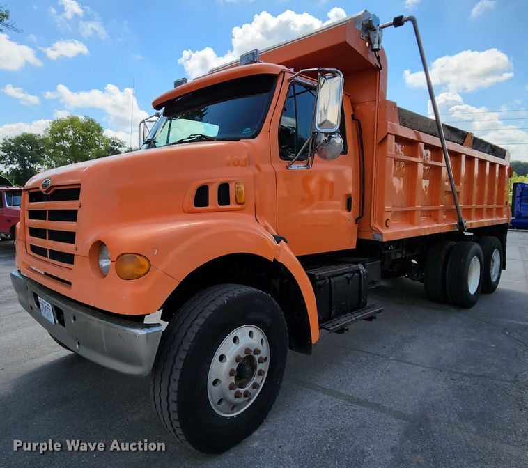 image for item MK9179 1999 Sterling LT7501  dump truck