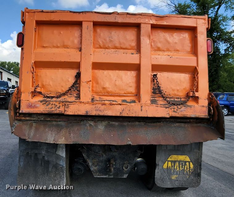 image for item MK9179 1999 Sterling LT7501  dump truck