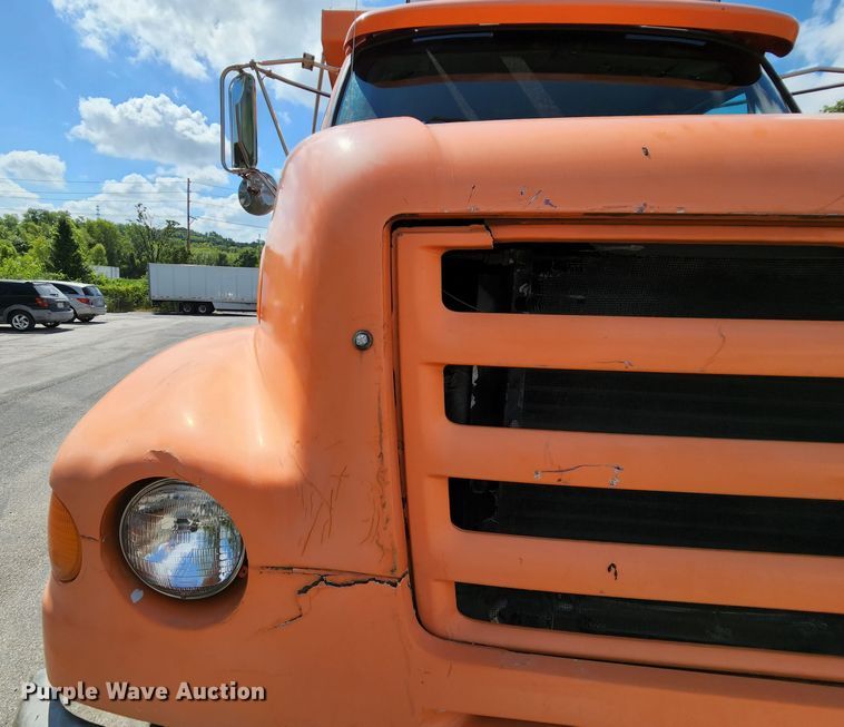 image for item MK9179 1999 Sterling LT7501  dump truck