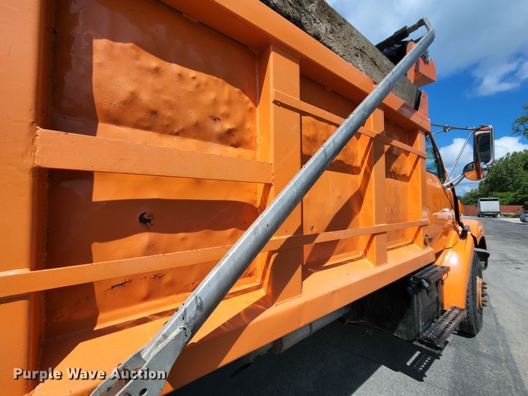 image for item MK9179 1999 Sterling LT7501  dump truck