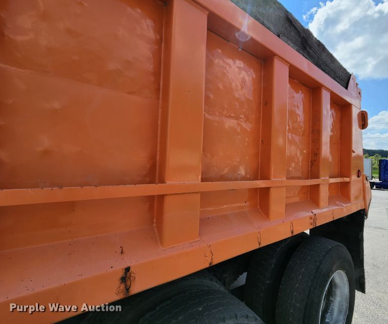 image for item MK9179 1999 Sterling LT7501  dump truck