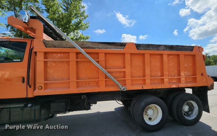 image for item MK9179 1999 Sterling LT7501  dump truck