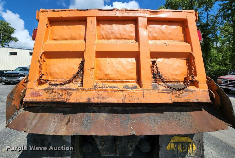image for item MK9179 1999 Sterling LT7501  dump truck