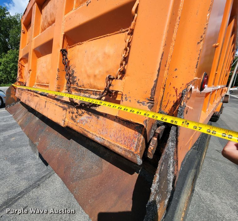 image for item MK9179 1999 Sterling LT7501  dump truck
