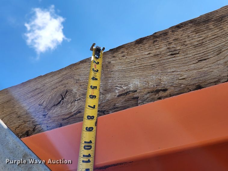 image for item MK9179 1999 Sterling LT7501  dump truck